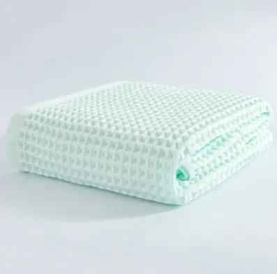Big Cotton Bath Towel - Luxuriously Soft and Highly Absorbent Cotton Towel