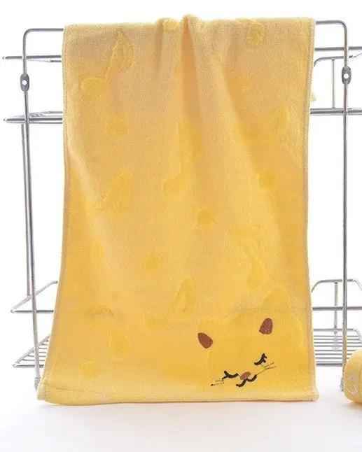 Bamboo Fiber Kitten Bath Towels - Eco-Friendly and Soft Bath Towels for Your Feline Friend
