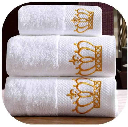 Cotton Gift Towel with Custom Embroidery for Boutique Hotels and Saunas - Custom Embroidered Cotton Towels