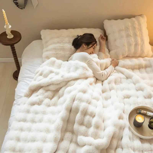 Rabbit Polyester Bubble Velvet Blanket - Extra Thick Nap Blanket for Ultimate Comfort