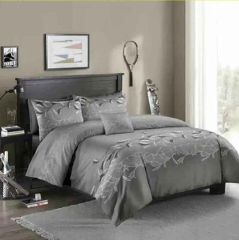 Three-piece Black Bedding Set - Simple Plain Design for Quality Sleep