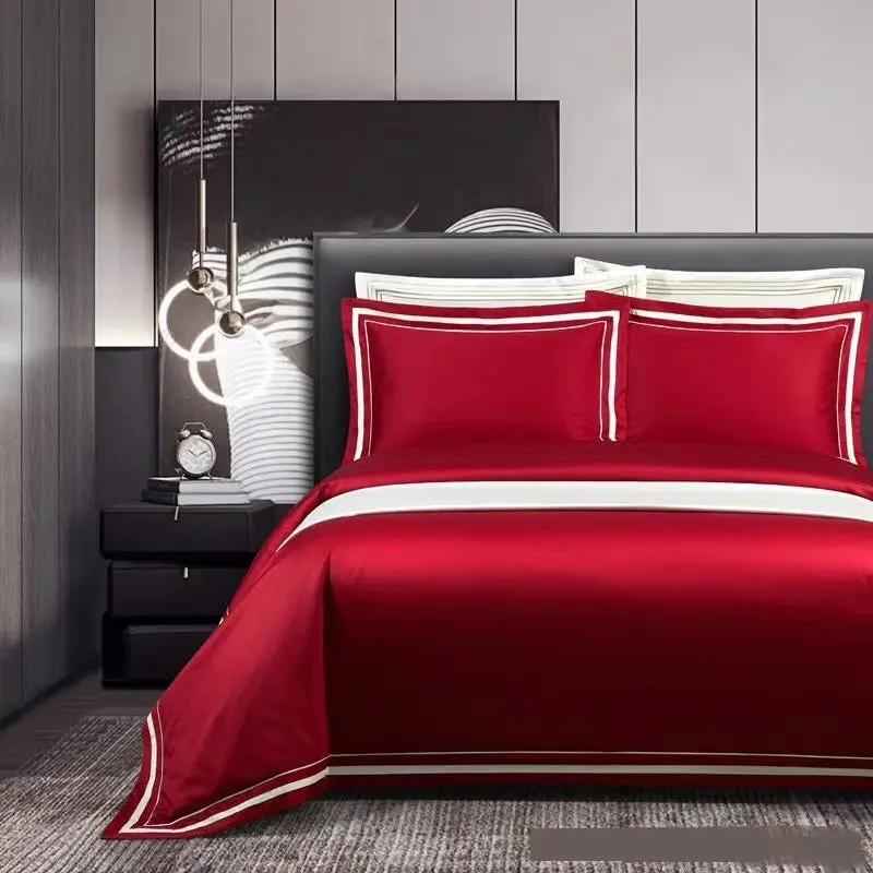 Four-piece Cotton Bedding Set - Hotel Style Solid Color Quilt Cover