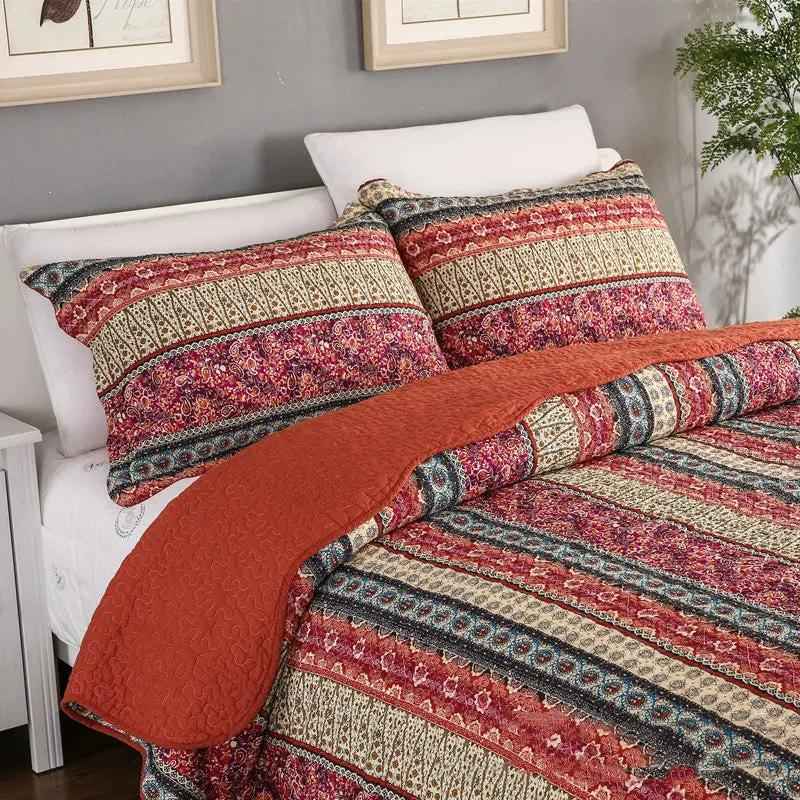 Three Piece Cotton Linen Quilt Set - Quality Bedding for Comfort