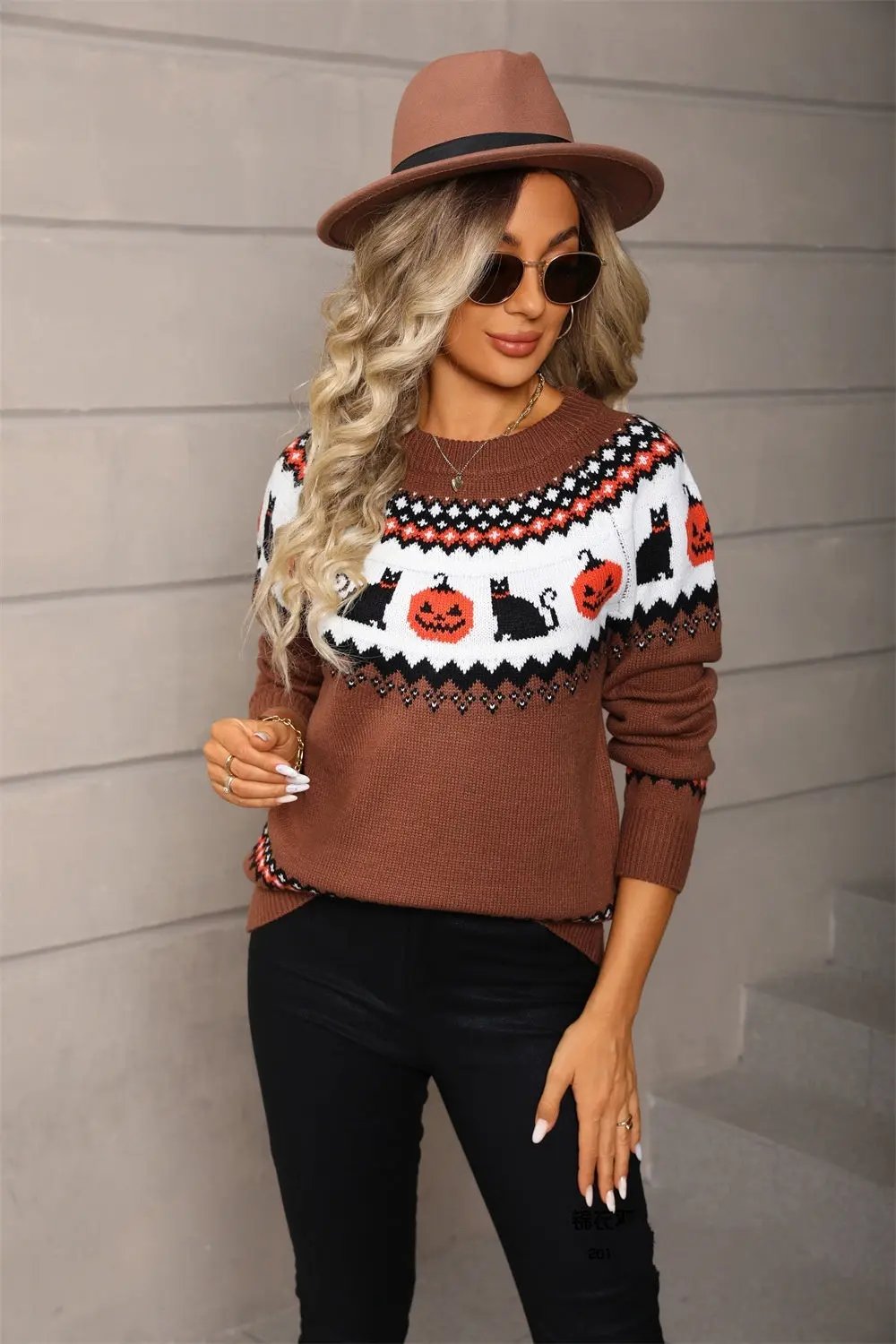 Women's Oversized Knit Christmas Sweater - Cozy Holiday Apparel - AllvueCo