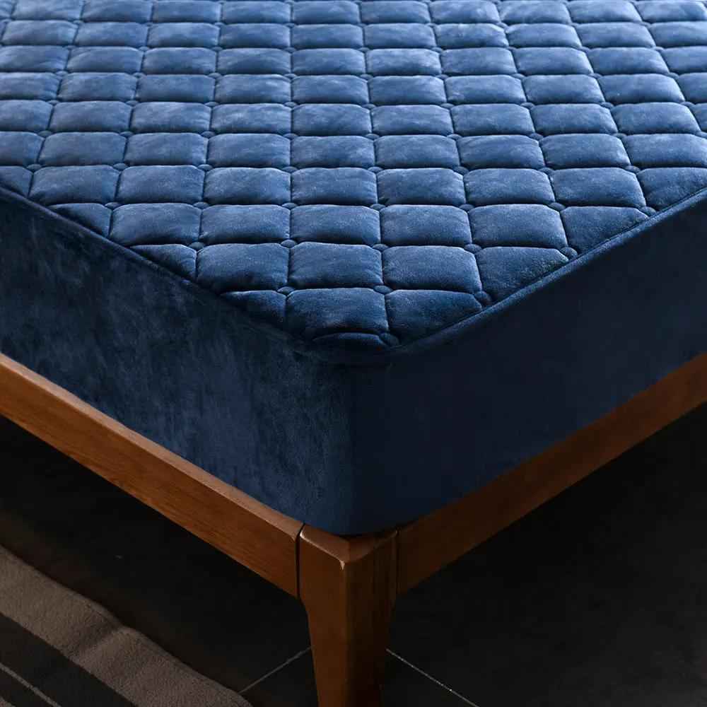 Crystal Fleece Bed Cover - Stylish and Functional Padded Bedding