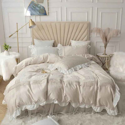 Lace Bed Quilt - Elegant Cover Girl Bedding Set for a Stylish Bedroom