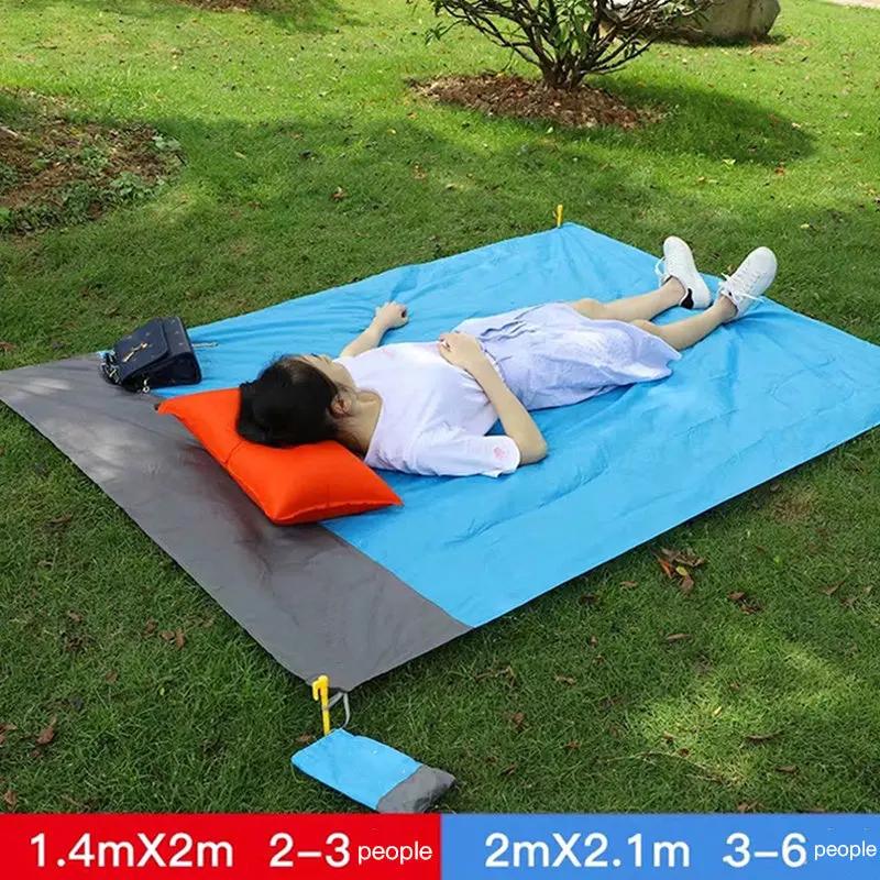 Portable Waterproof Picnic Mat – Foldable Beach Blanket with Carry Bag & Pegs - AllvueCo