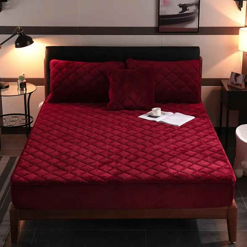 Crystal Fleece Bed Cover - Stylish and Functional Padded Bedding