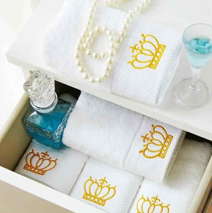 Cotton Gift Towel with Custom Embroidery for Boutique Hotels and Saunas - Custom Embroidered Cotton Towels