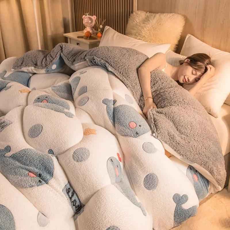 Warm Thick Winter Quilt for Single and Double Beds