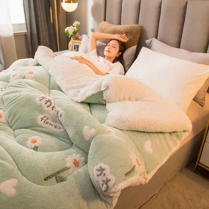 Warm Thick Winter Quilt for Single and Double Beds