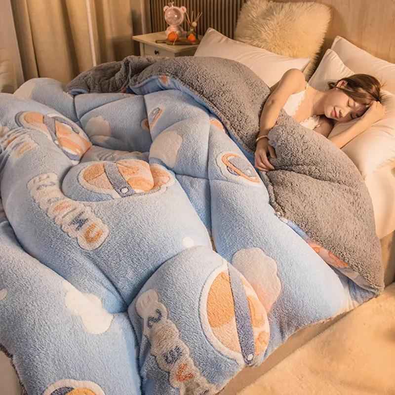 Warm Thick Winter Quilt for Single and Double Beds