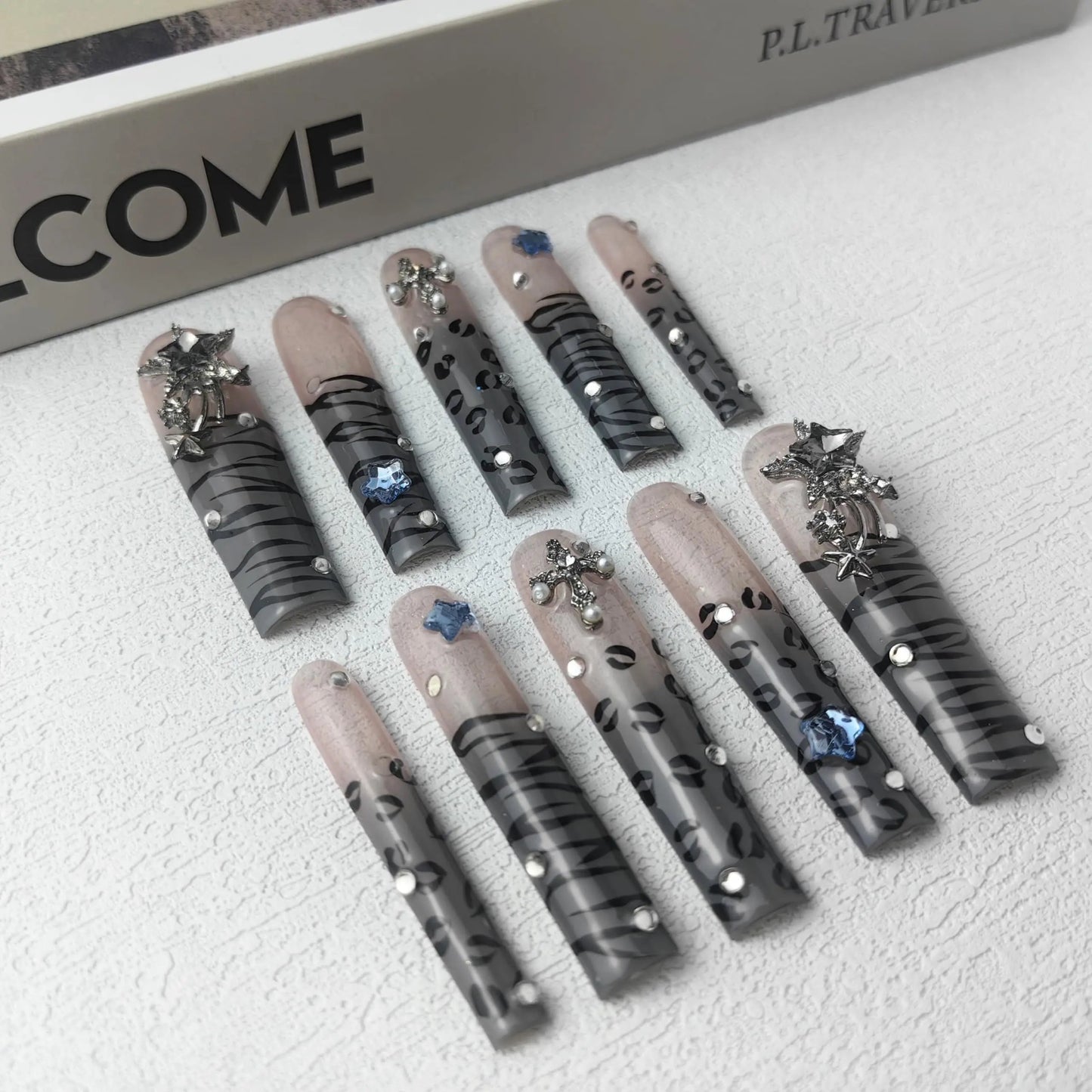 Long Novel Design Reusable Handmade Nails – Stylish Press-On Artificial Nails for Easy Glamorous Looks - AllvueCo